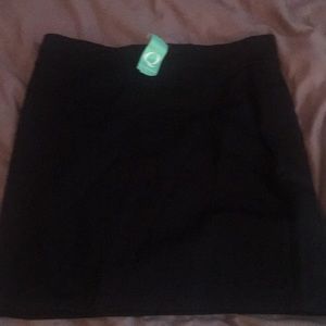 New black skirt